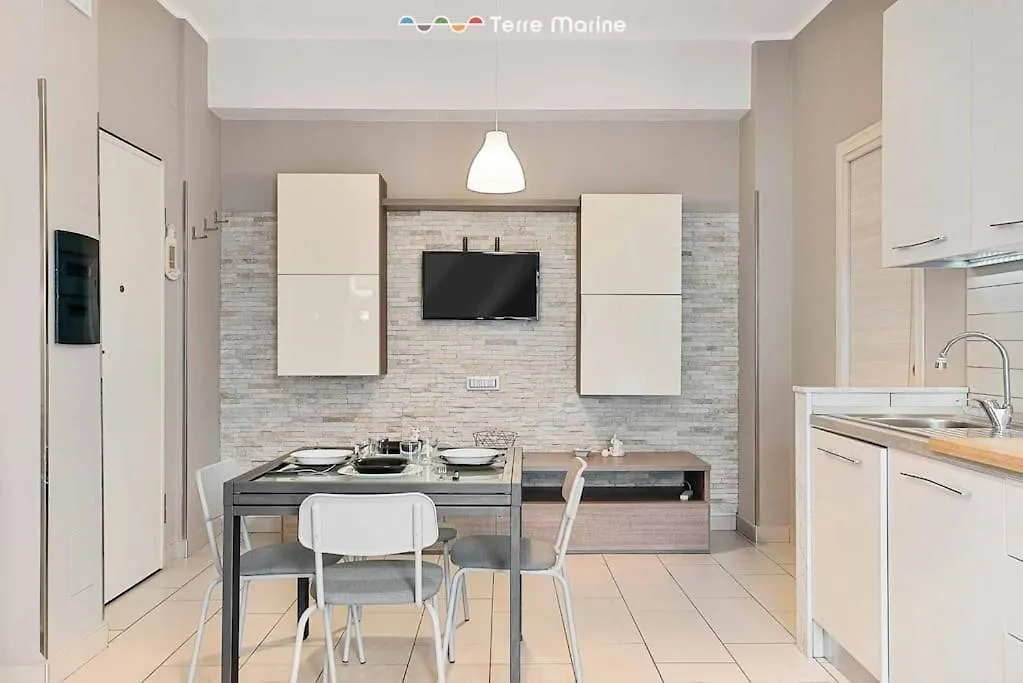 Valley House La Spezia 0*,